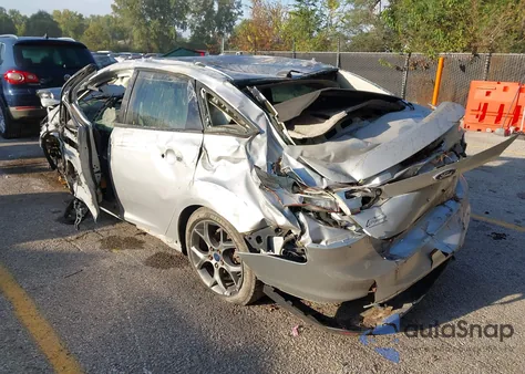 2013 Ford Focus Se from USA, damaged, VIN 1FADP3F20DL360452